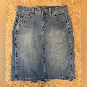 Gloria Vanderbilt Blue Denim Skirt
